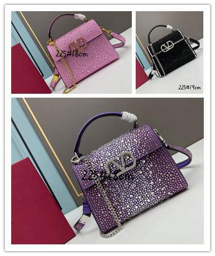 Picture of Valentino Handbags _SKUfw125409228fw